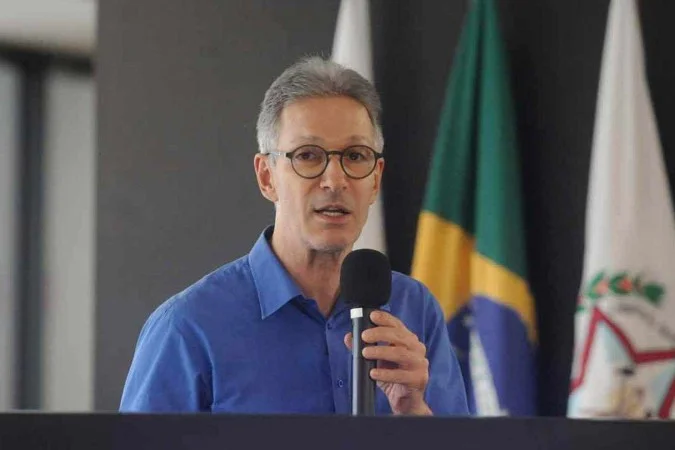 Romeu Zema em evento público