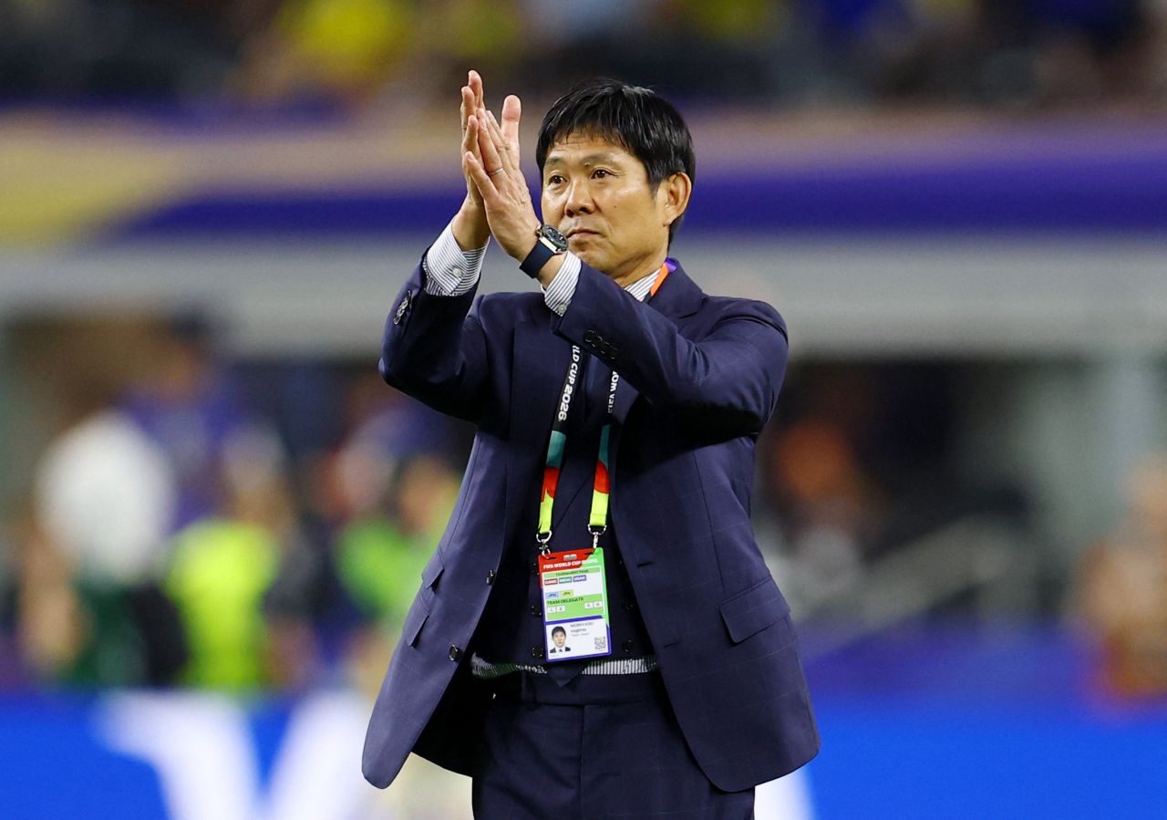 Hajime Moriyasu durante entrevista antes de Brasil x Japão