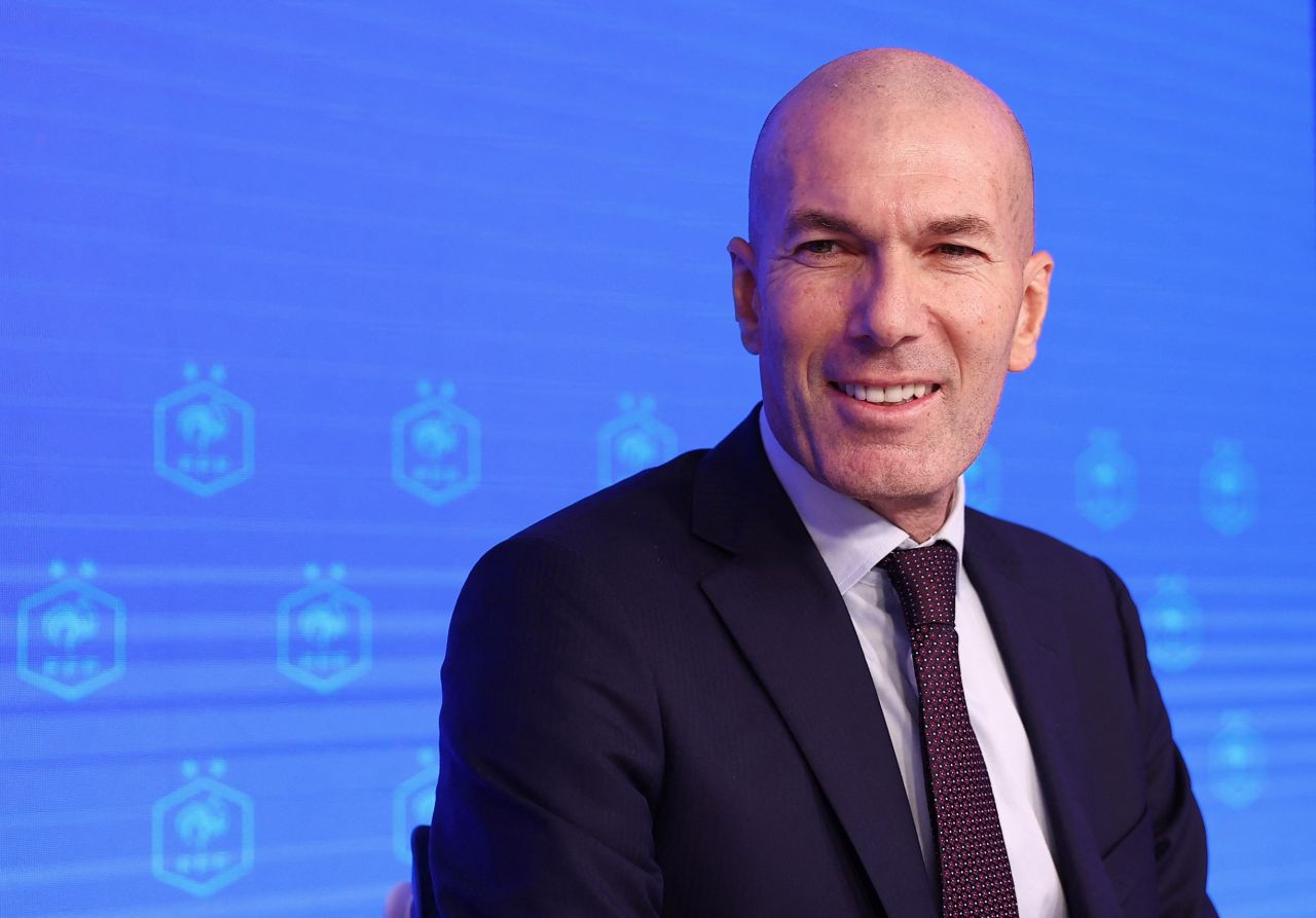 Zinédine Zidane durante anúncio como técnico da seleção francesa
