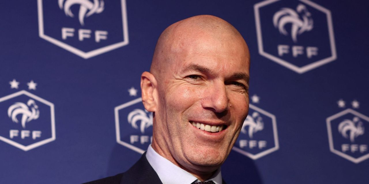 Zinedine Zidane em apresentação como técnico da seleção da França