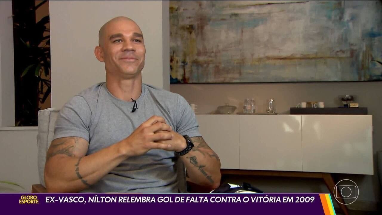 Nilton em ação pelo Vasco